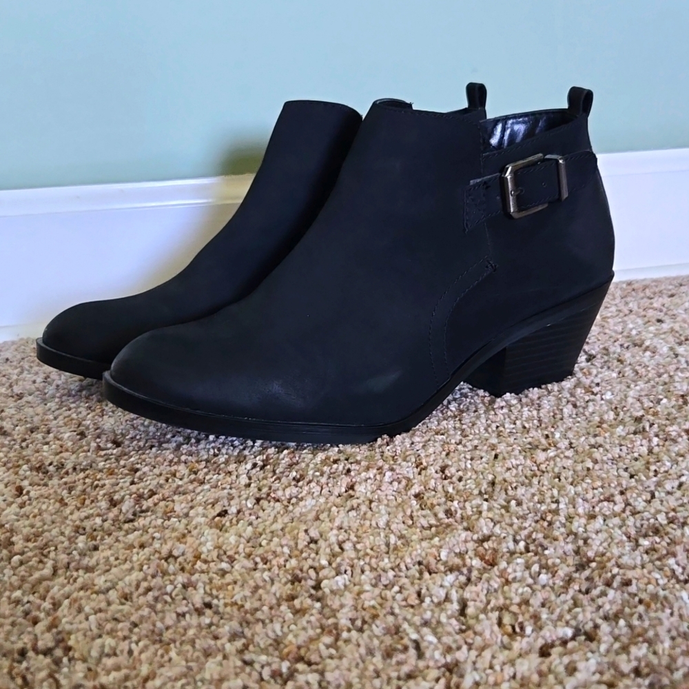 Sonoma Goods for Life Size 9.5 ankle boots